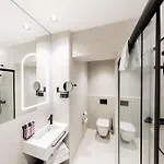 Tribe Centre Hotell 4*