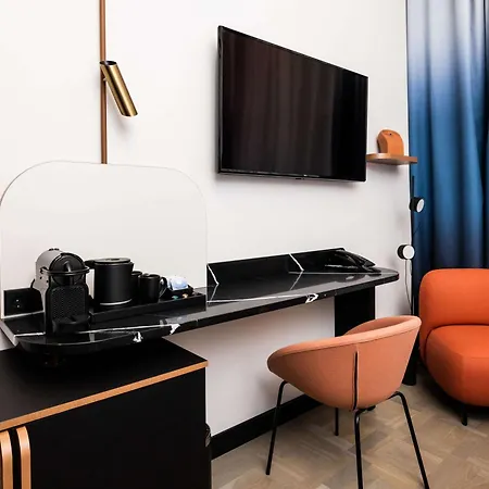 Tribe Center 3*