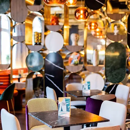 Hotel Tribe Center 4*
