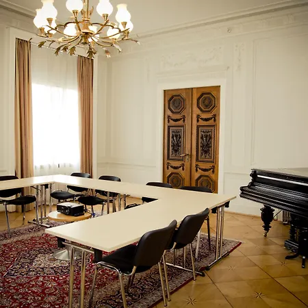 Tribe Center Отель Рига