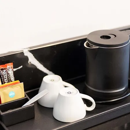 Tribe Center Отель