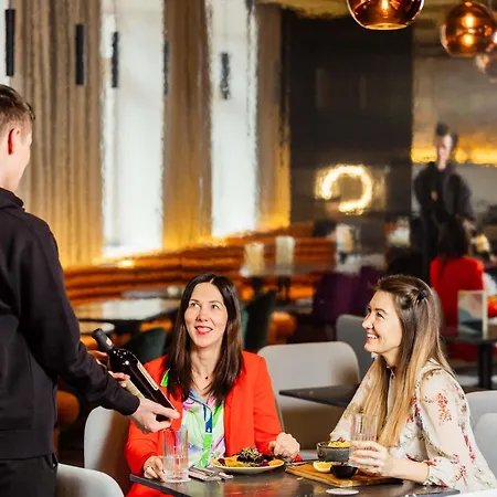 Tribe Center Отель